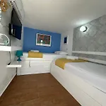 度假居 Traditional Renovated House In The Centre Of