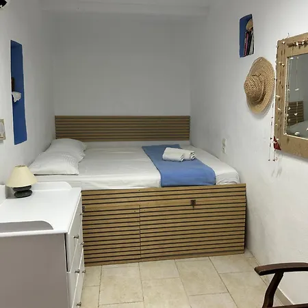 펜션 Traditional Renovated House In The Centre Of 아나피