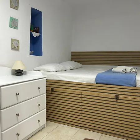 Traditional Renovated House In The Centre Of Anafi