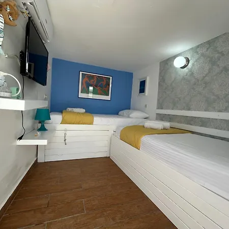 펜션 Traditional Renovated House In The Centre Of