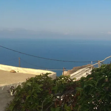 펜션 Traditional Renovated House In The Centre Of *