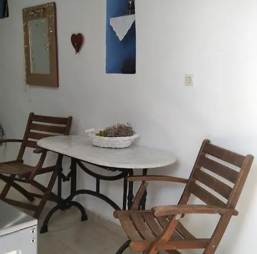 Traditional Renovated House In The Centre Of Ferienhaus *