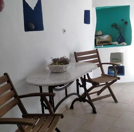 Traditional Renovated House In The Centre Of Ferienhaus Anafi