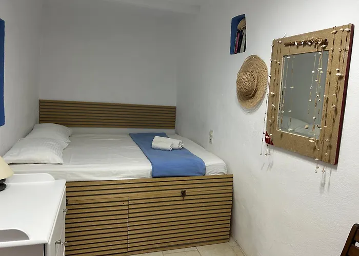 Traditional Renovated House In The Centre Of *